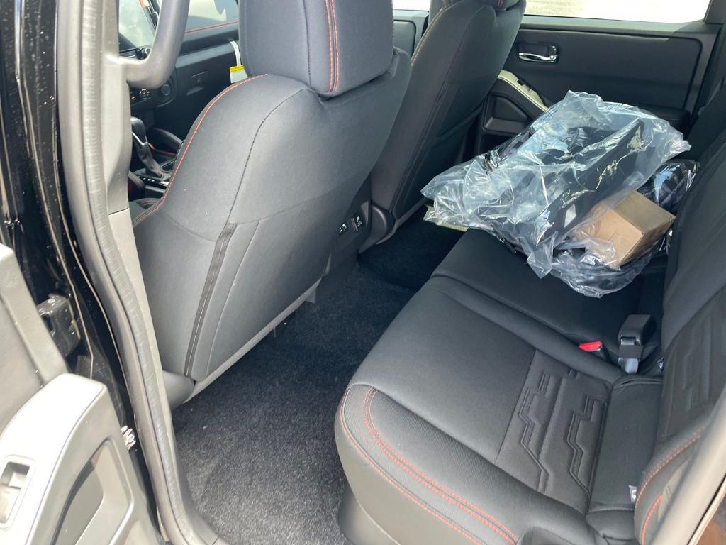 new 2025 Nissan Frontier car, priced at $44,724
