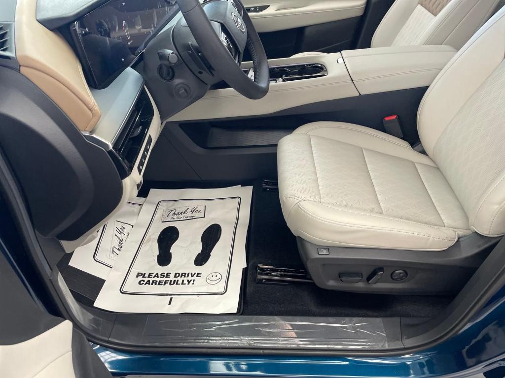 new 2025 Nissan Murano car, priced at $50,648