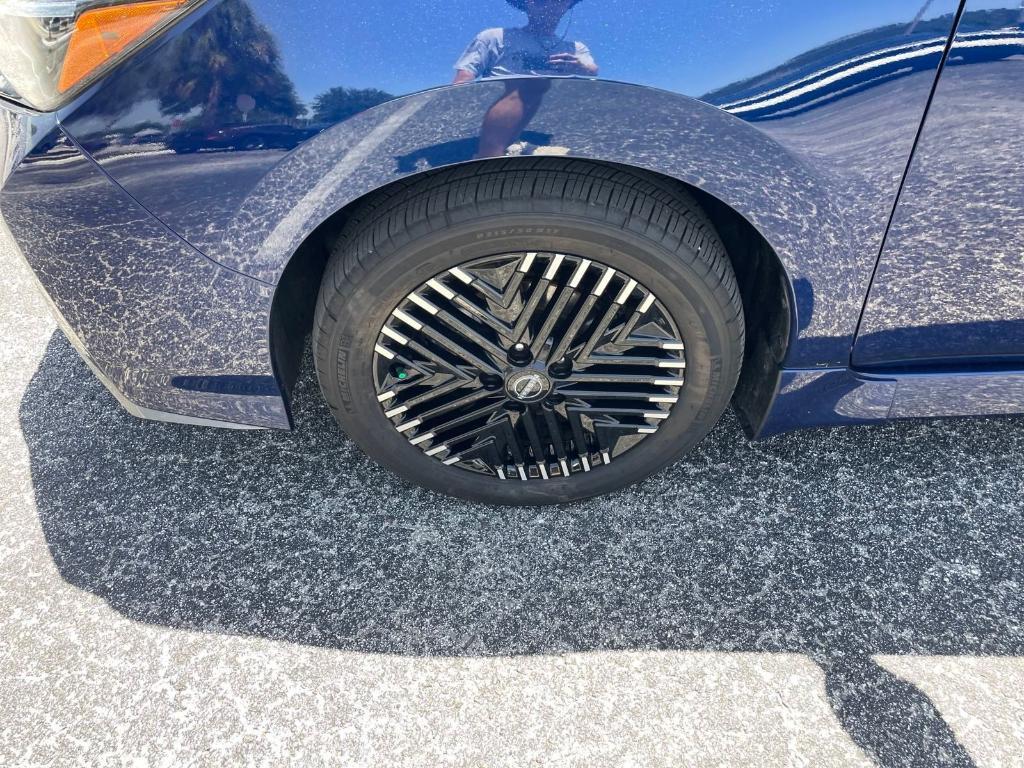 used 2024 Nissan Leaf car, priced at $21,286