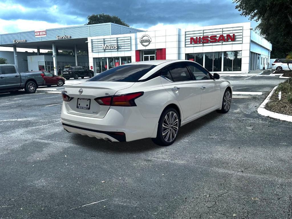 new 2025 Nissan Altima car, priced at $33,884