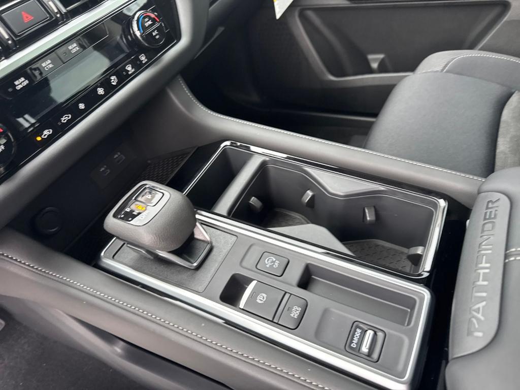 new 2025 Nissan Pathfinder car, priced at $38,669