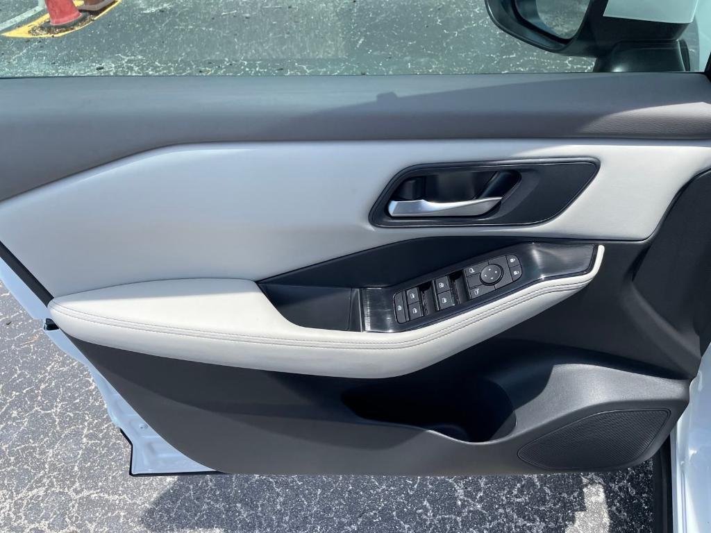 new 2025 Nissan Rogue car, priced at $31,089