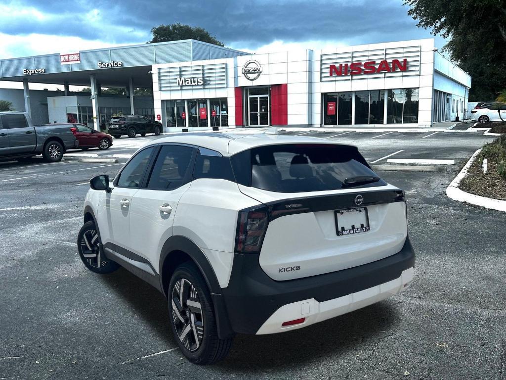 new 2025 Nissan Kicks car