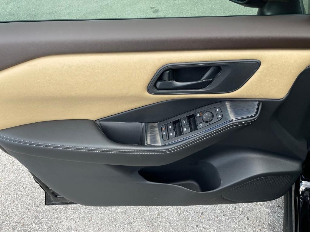 new 2022 Nissan Rogue car, priced at $19,986