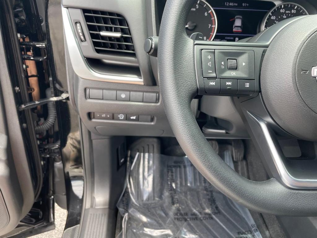 used 2024 Nissan Rogue car, priced at $27,412