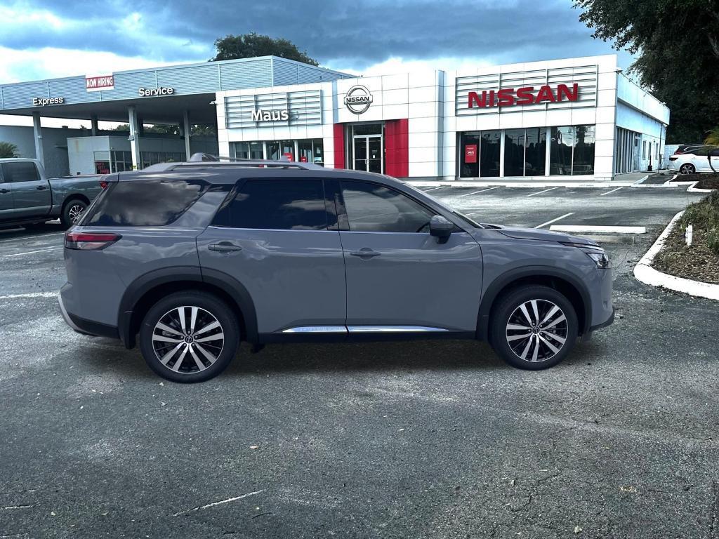 new 2025 Nissan Pathfinder car, priced at $48,409