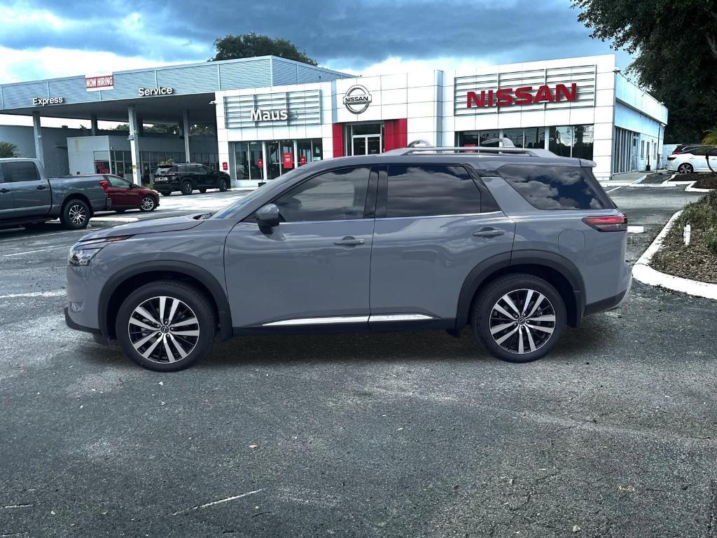 new 2025 Nissan Pathfinder car, priced at $48,409