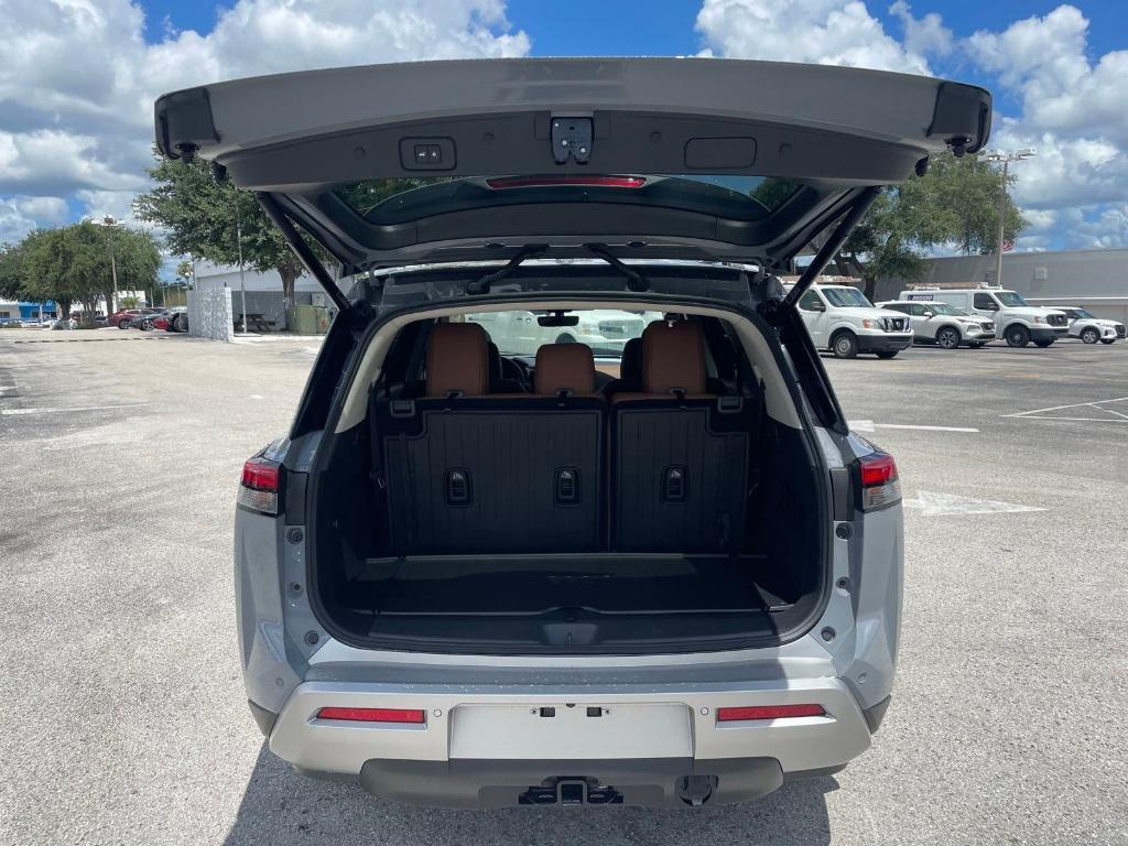 new 2025 Nissan Pathfinder car, priced at $48,409