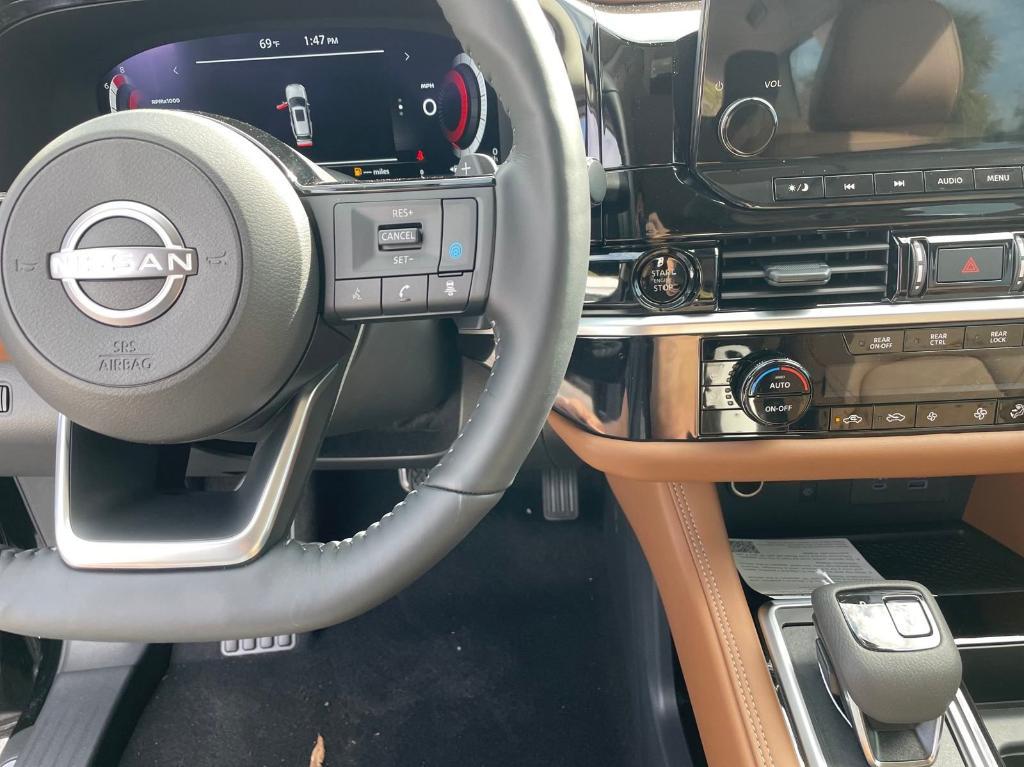 new 2025 Nissan Pathfinder car, priced at $48,567