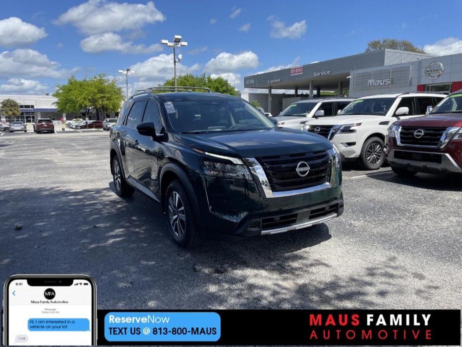 new 2024 Nissan Pathfinder car, priced at $43,003