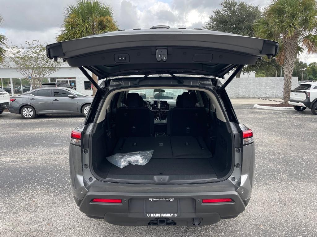 new 2025 Nissan Pathfinder car, priced at $42,181