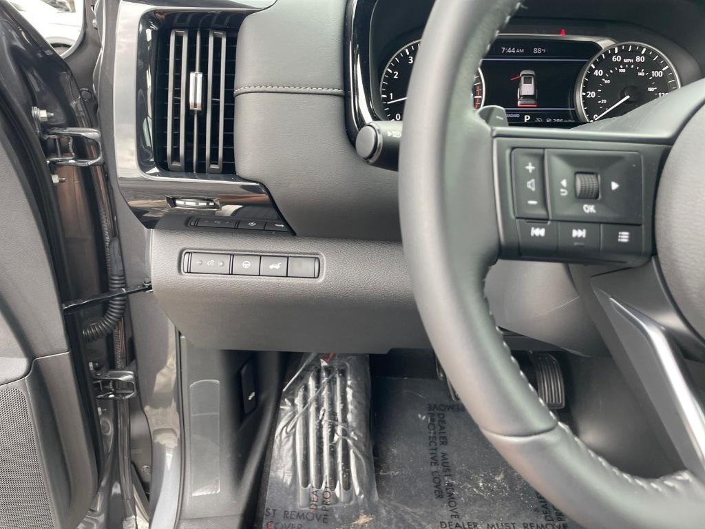new 2025 Nissan Pathfinder car, priced at $42,181