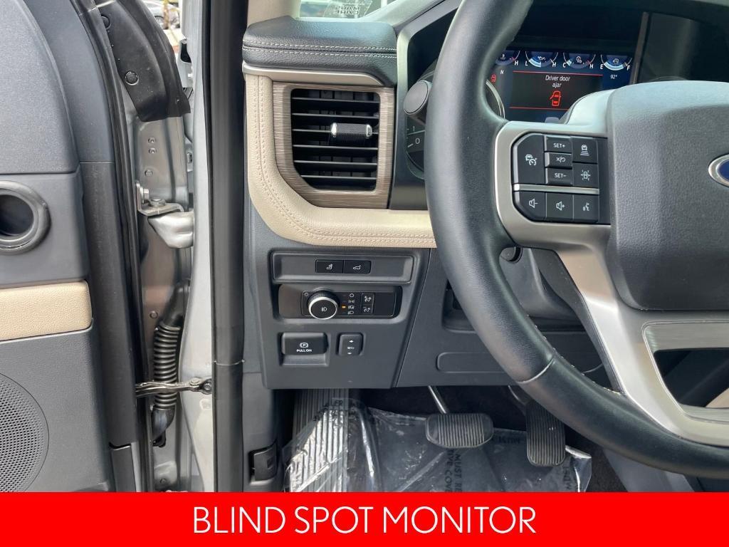 used 2023 Ford Expedition car, priced at $43,364