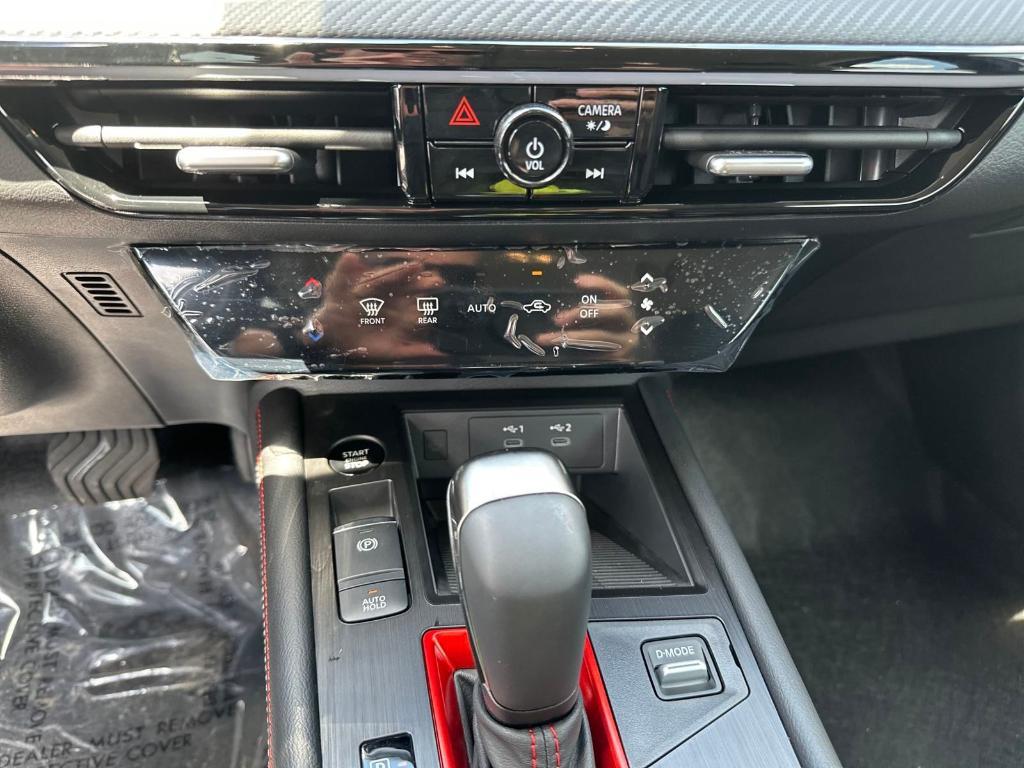 new 2025 Nissan Kicks car, priced at $27,938