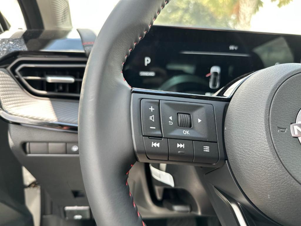 new 2025 Nissan Kicks car, priced at $27,938