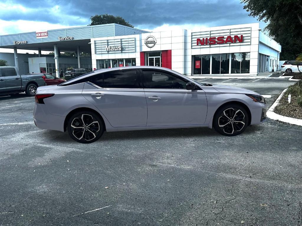 new 2025 Nissan Altima car, priced at $29,577