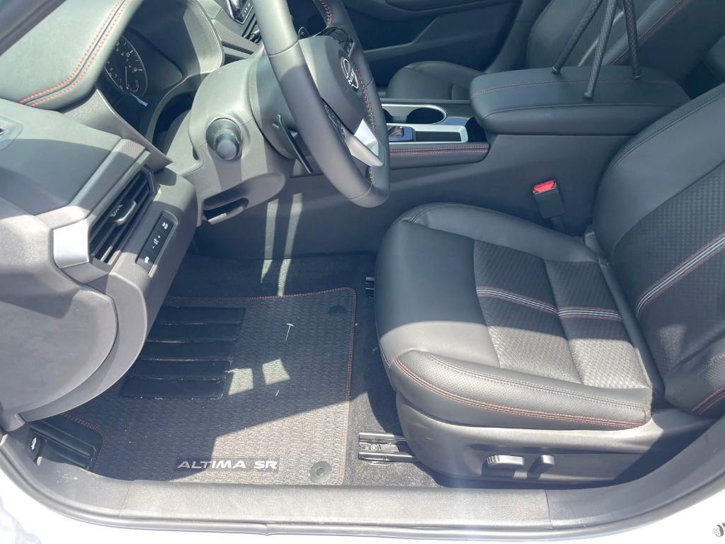 new 2025 Nissan Altima car, priced at $29,577