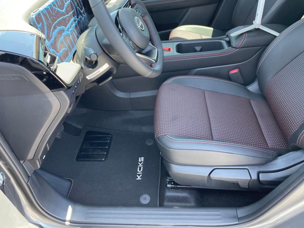 new 2025 Nissan Kicks car, priced at $31,579