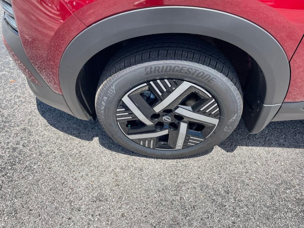 new 2025 Nissan Kicks car, priced at $25,511