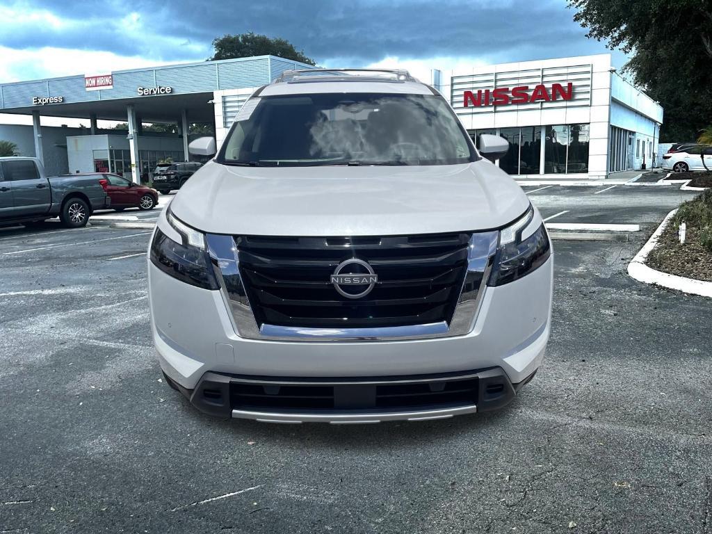 new 2025 Nissan Pathfinder car, priced at $48,619