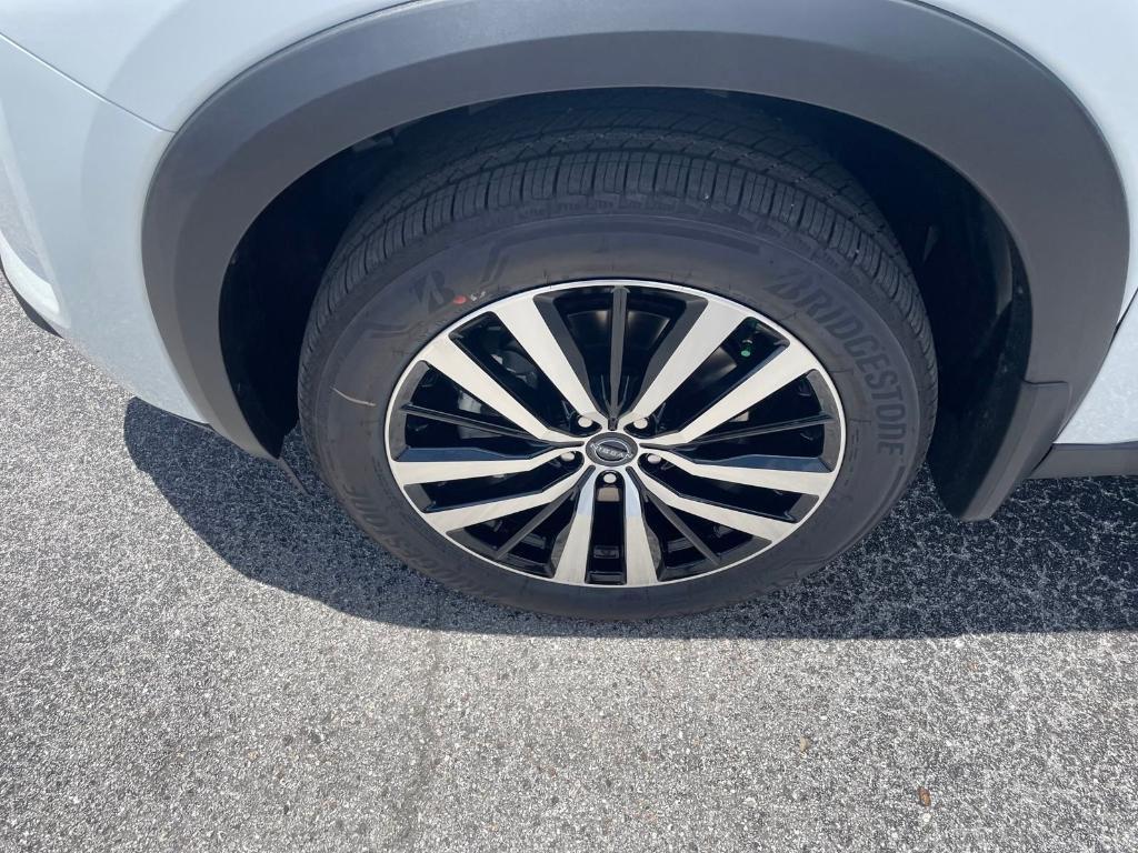new 2025 Nissan Pathfinder car, priced at $48,619