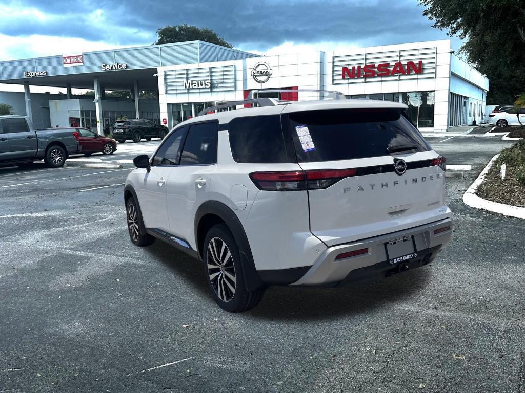 new 2025 Nissan Pathfinder car, priced at $48,619