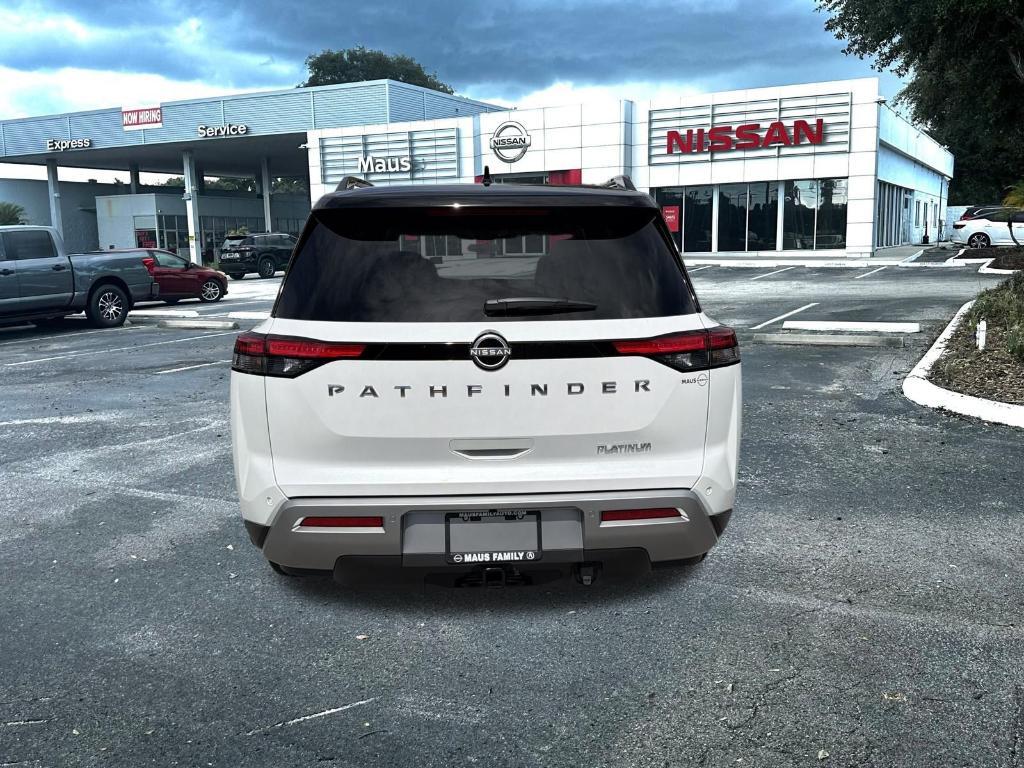 new 2025 Nissan Pathfinder car, priced at $49,672