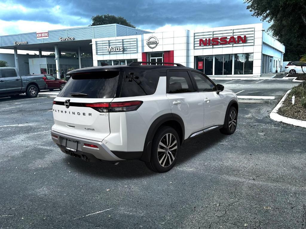 new 2025 Nissan Pathfinder car, priced at $49,672