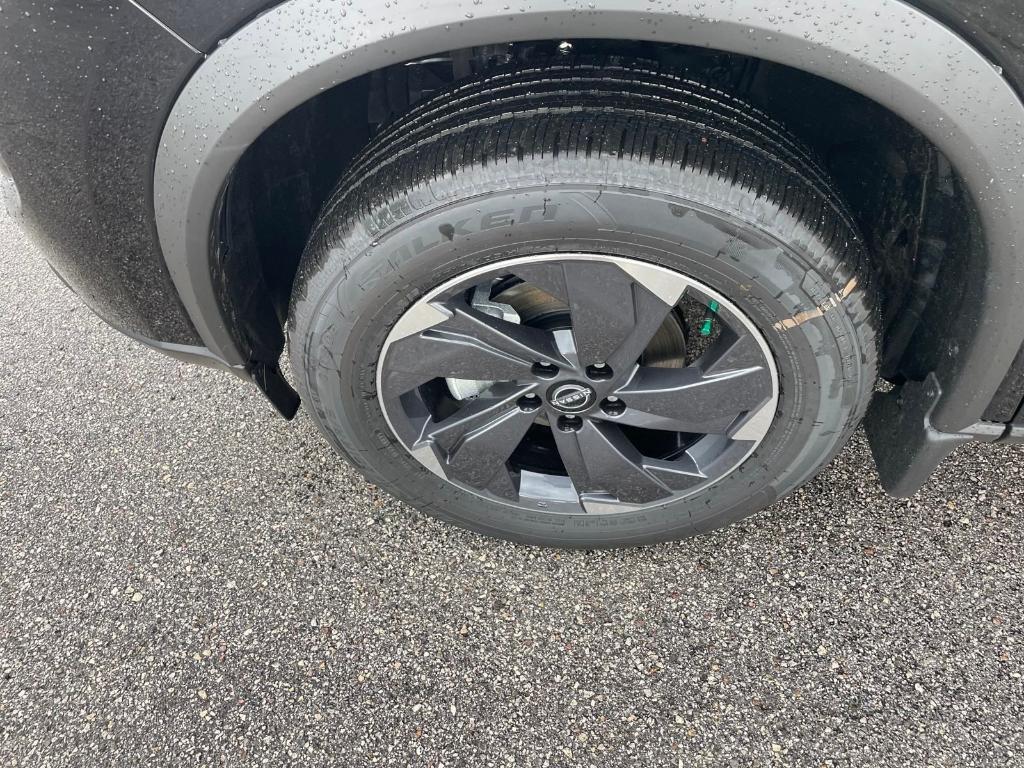 new 2025 Nissan Rogue car, priced at $30,713