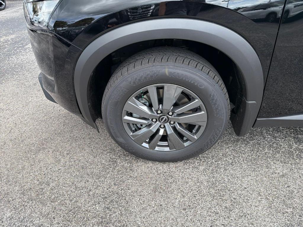 new 2025 Nissan Pathfinder car, priced at $41,486