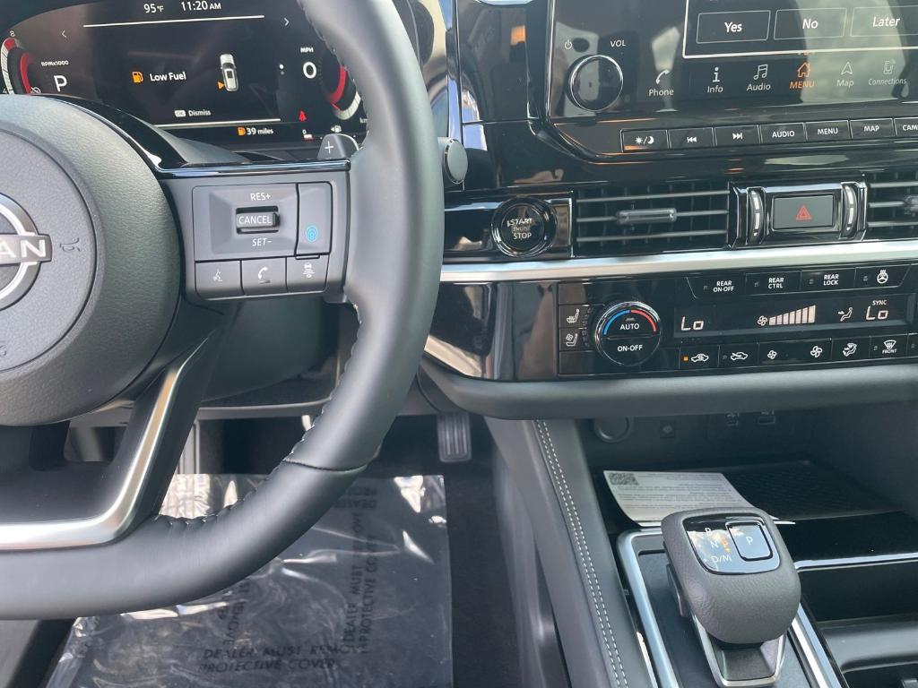new 2025 Nissan Pathfinder car, priced at $49,484