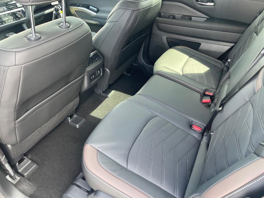 new 2025 Nissan Pathfinder car, priced at $49,484