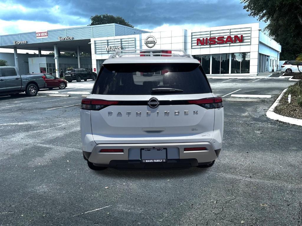 new 2025 Nissan Pathfinder car, priced at $41,432