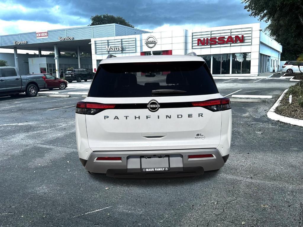 new 2025 Nissan Pathfinder car, priced at $41,596