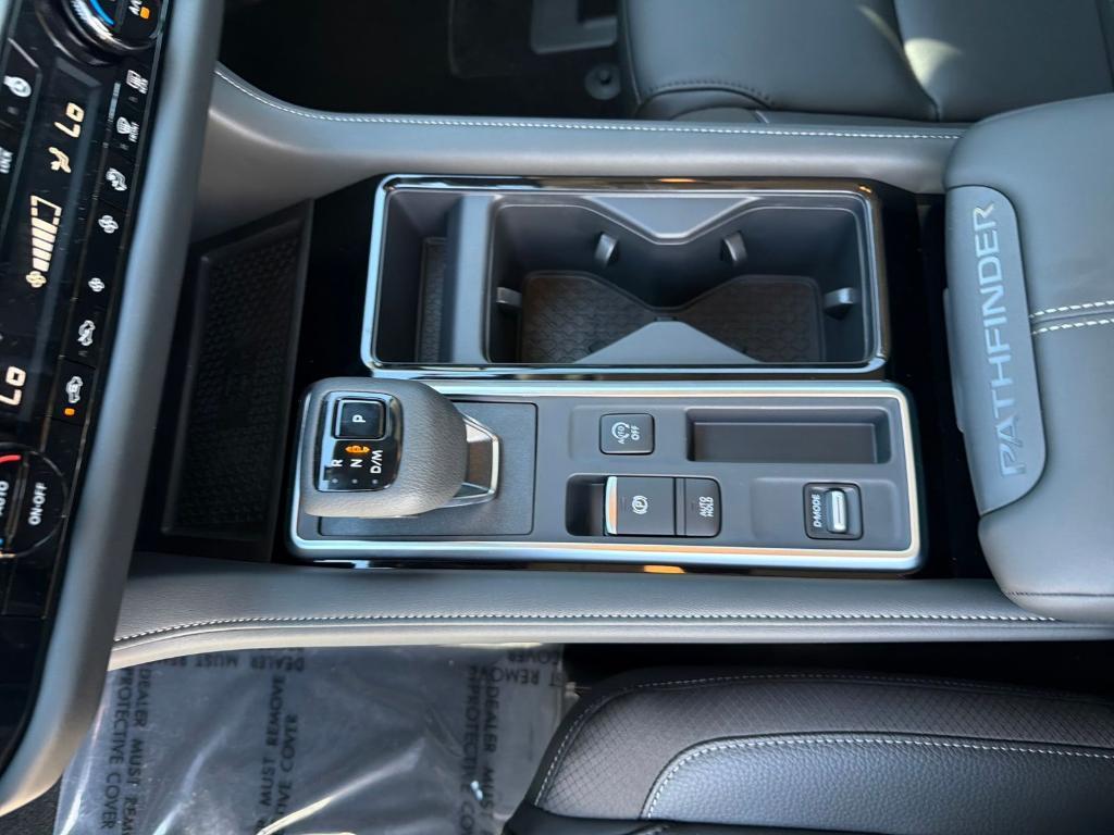 new 2025 Nissan Pathfinder car, priced at $41,596