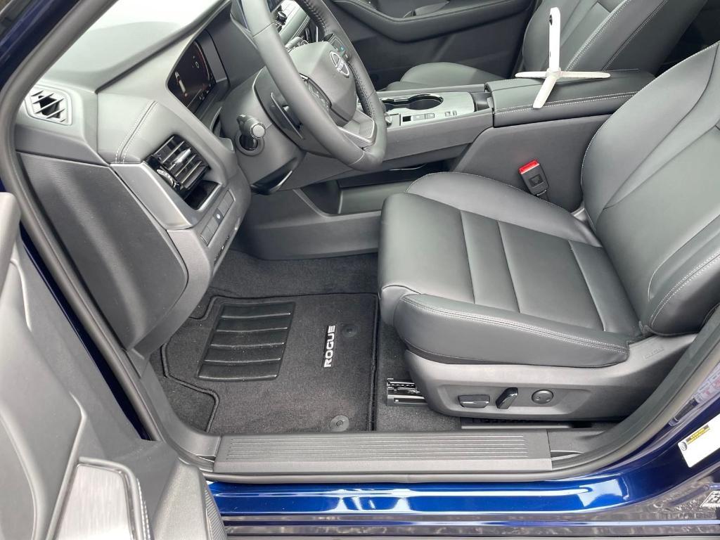 new 2025 Nissan Rogue car, priced at $40,629