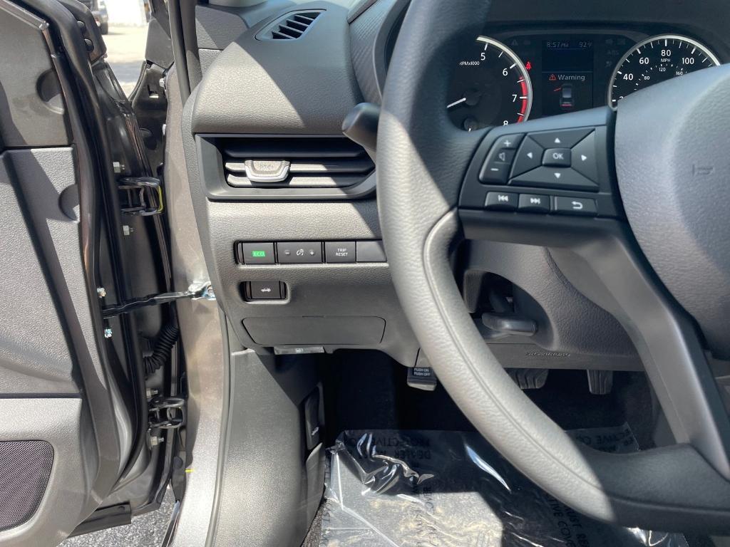 new 2025 Nissan Sentra car, priced at $22,106