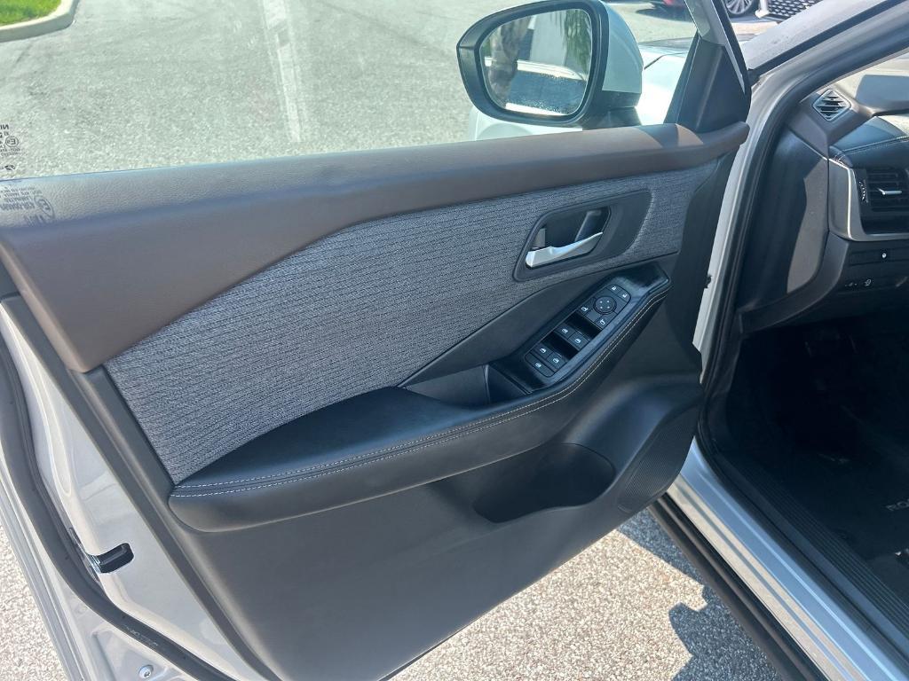 used 2023 Nissan Rogue car, priced at $19,999