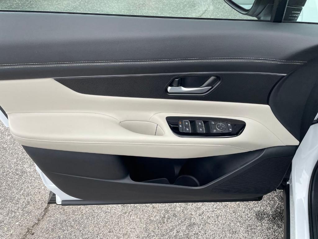 new 2025 Nissan Murano car, priced at $40,999