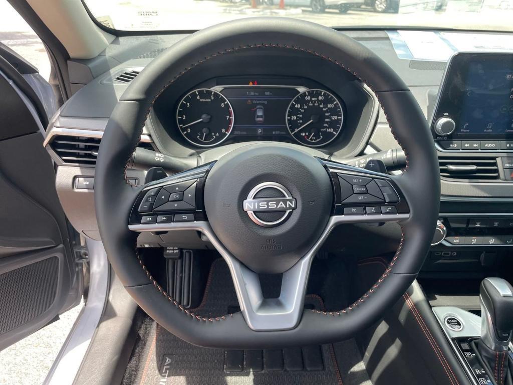 new 2025 Nissan Altima car, priced at $29,518