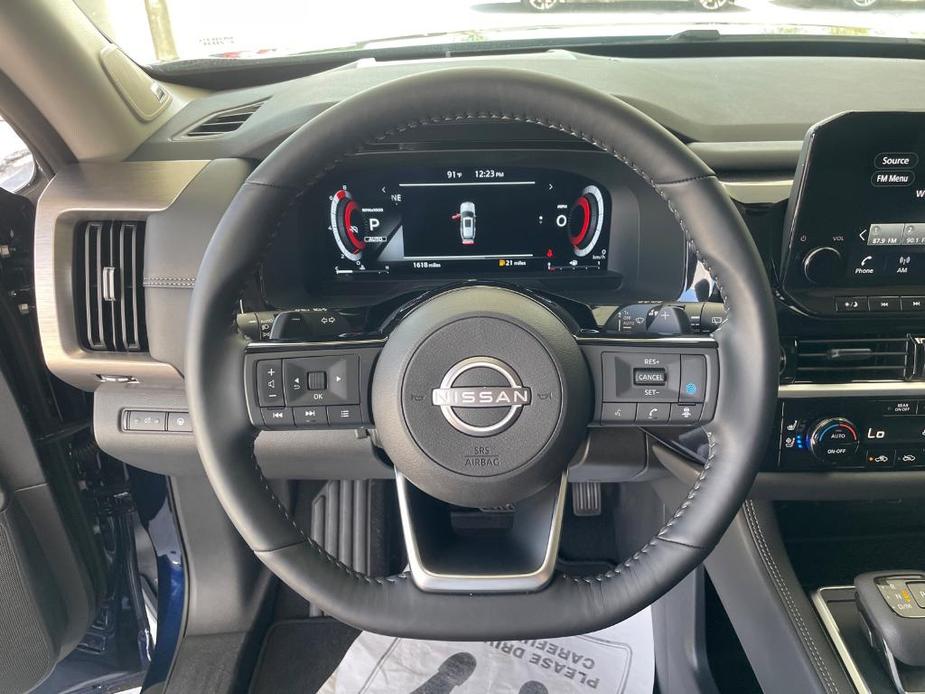 new 2024 Nissan Pathfinder car, priced at $51,844