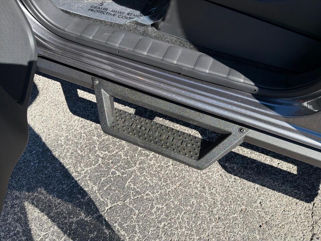 new 2026 Nissan Frontier car, priced at $45,738