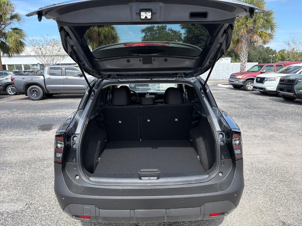 new 2025 Nissan Kicks car, priced at $24,906
