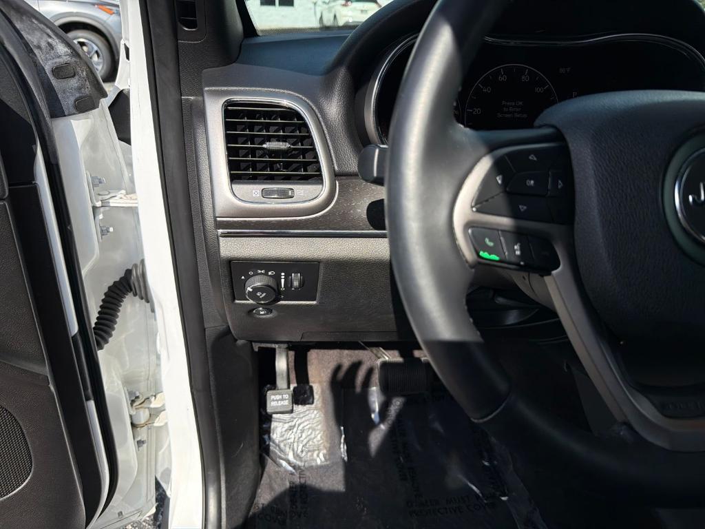 used 2018 Jeep Grand Cherokee car, priced at $15,497