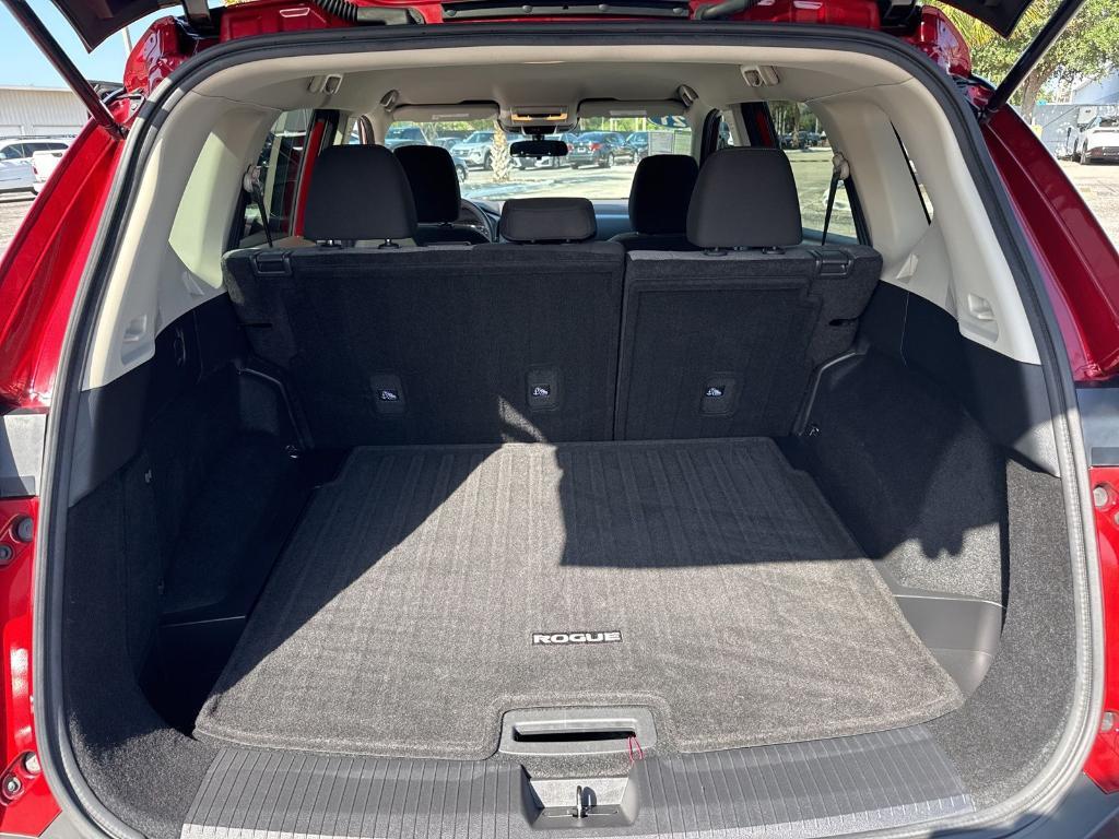 used 2021 Nissan Rogue car, priced at $19,999