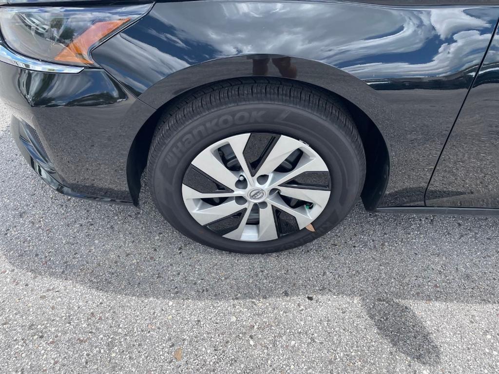new 2025 Nissan Altima car, priced at $26,495