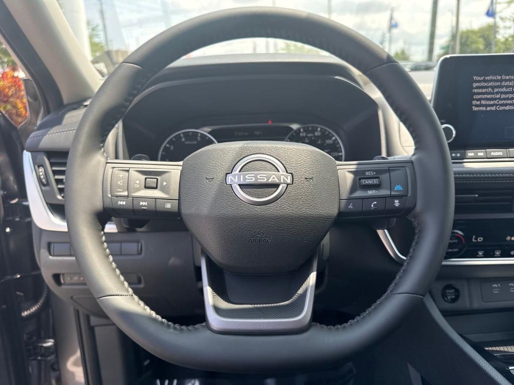 new 2025 Nissan Rogue car, priced at $31,985
