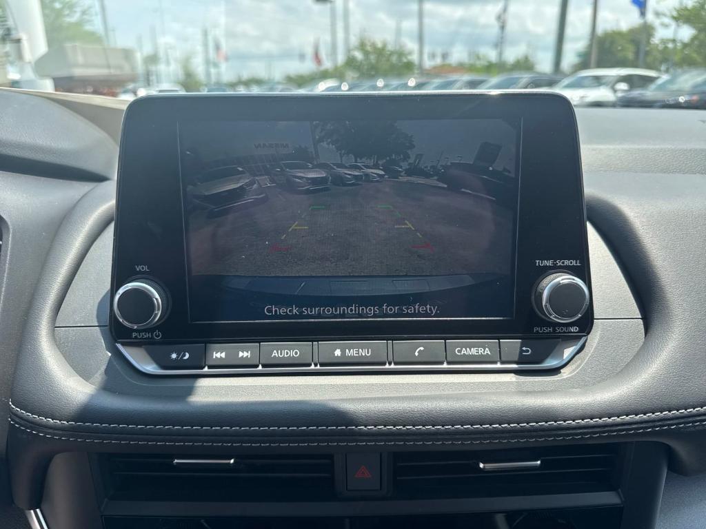 new 2025 Nissan Rogue car, priced at $31,985