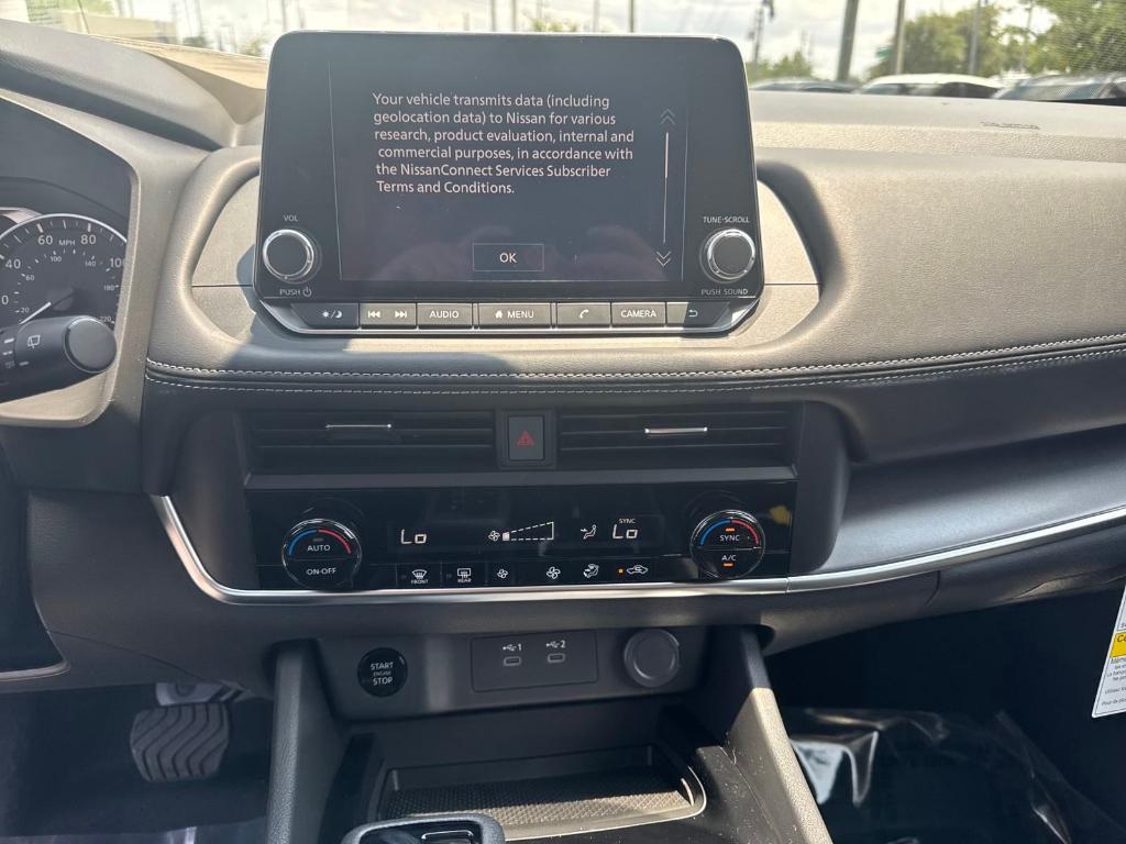 new 2025 Nissan Rogue car, priced at $31,985