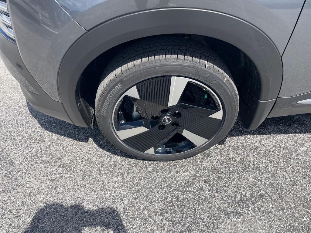 new 2026 Nissan Kicks car, priced at $28,978